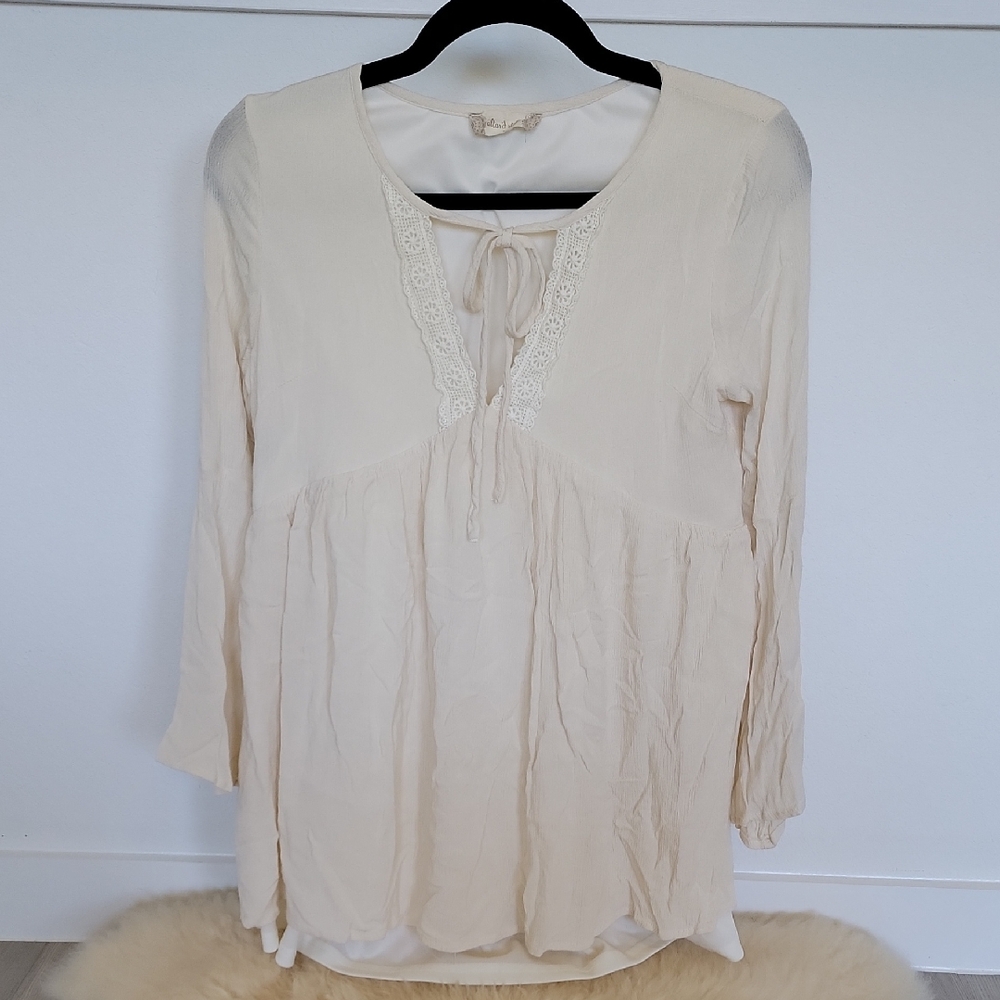Elegant Cream Lace-Trimmed Women's Top